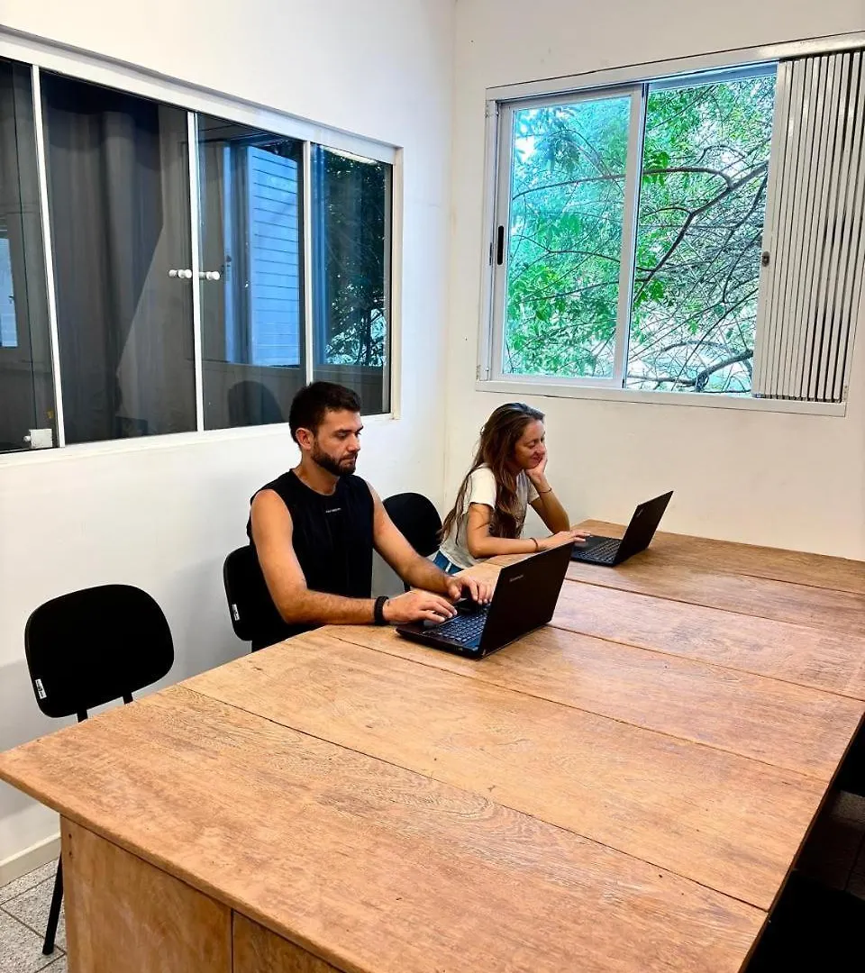 Nomades Vibe Da Ilha - Adventure Hostels & Coworking Florianópolis Brasil