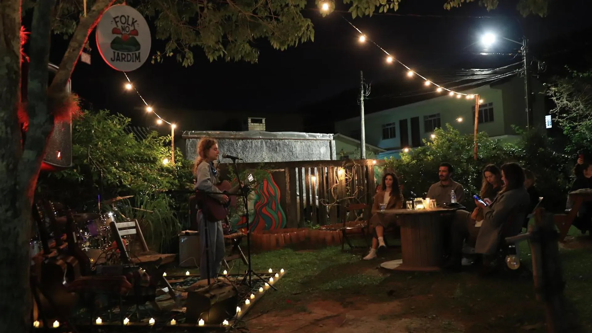 Nomades Vibe Da Ilha - Adventure Hostels & Coworking Florianopolis Brazil
