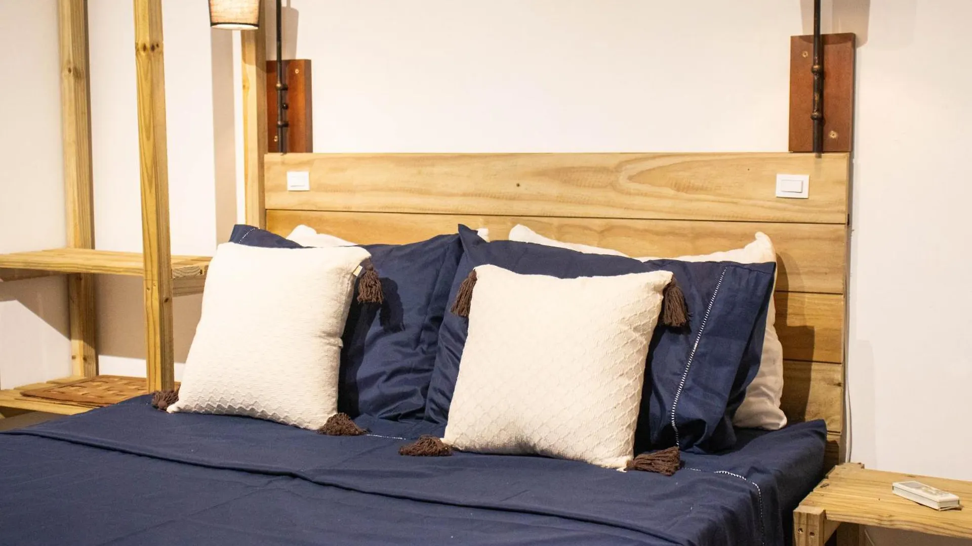 Nomades Vibe Da Ilha - Adventure Hostels & Coworking Florianopolis Brazil